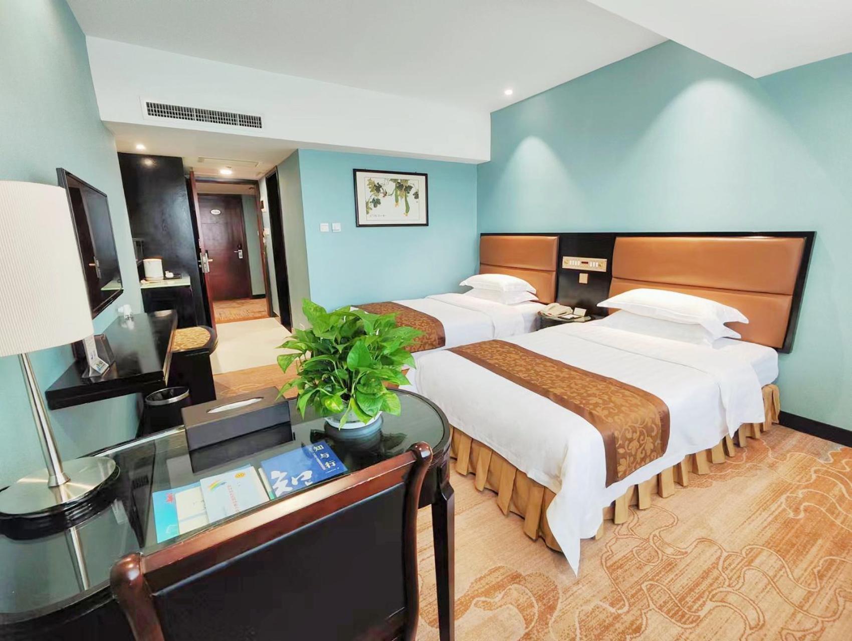 Skyline Plaza Hotel Guangzhou Buitenkant foto