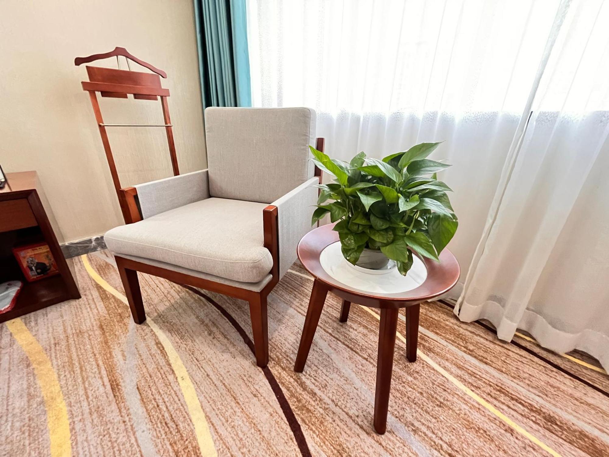 Skyline Plaza Hotel Guangzhou Buitenkant foto
