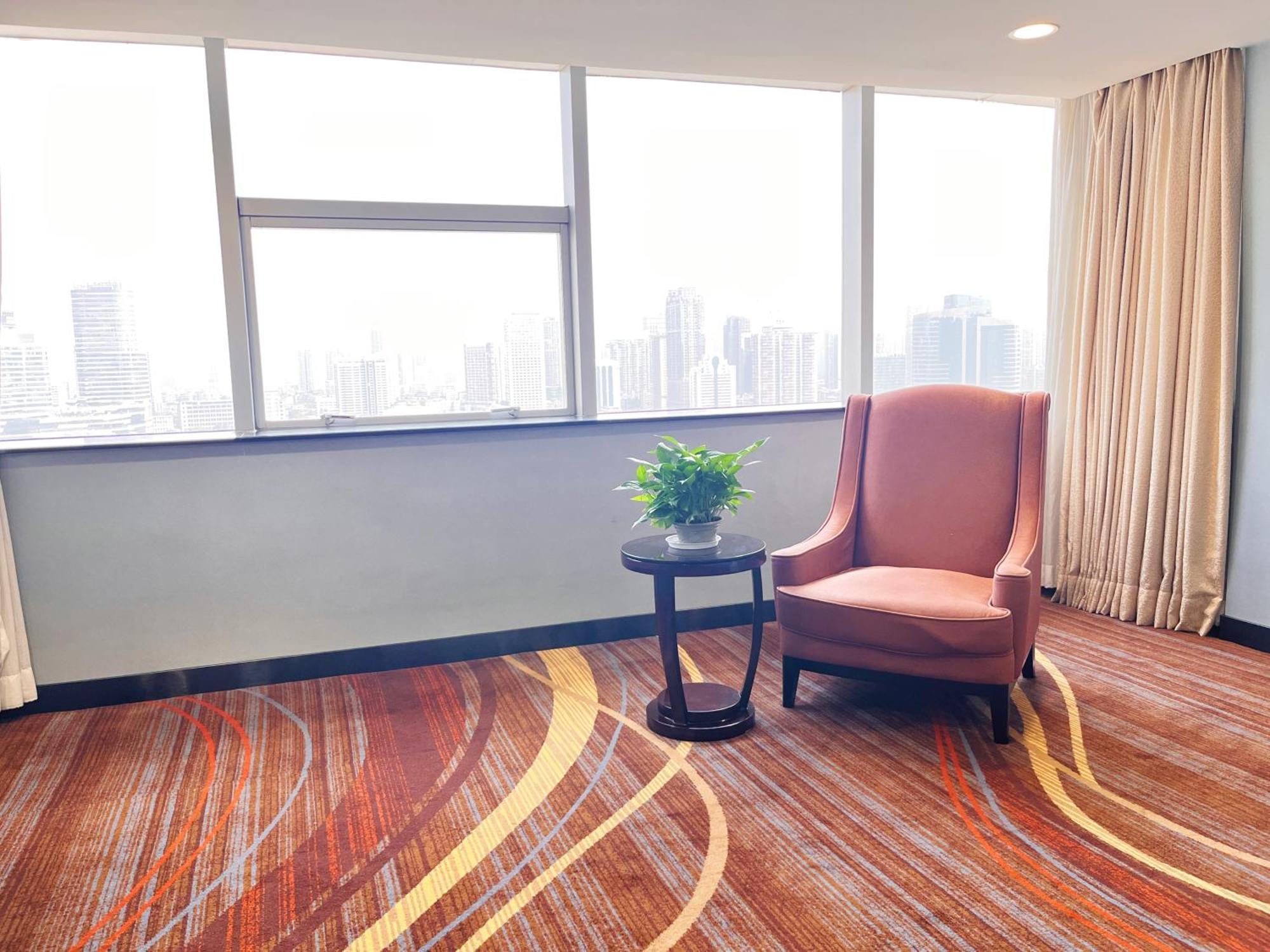 Skyline Plaza Hotel Guangzhou Buitenkant foto